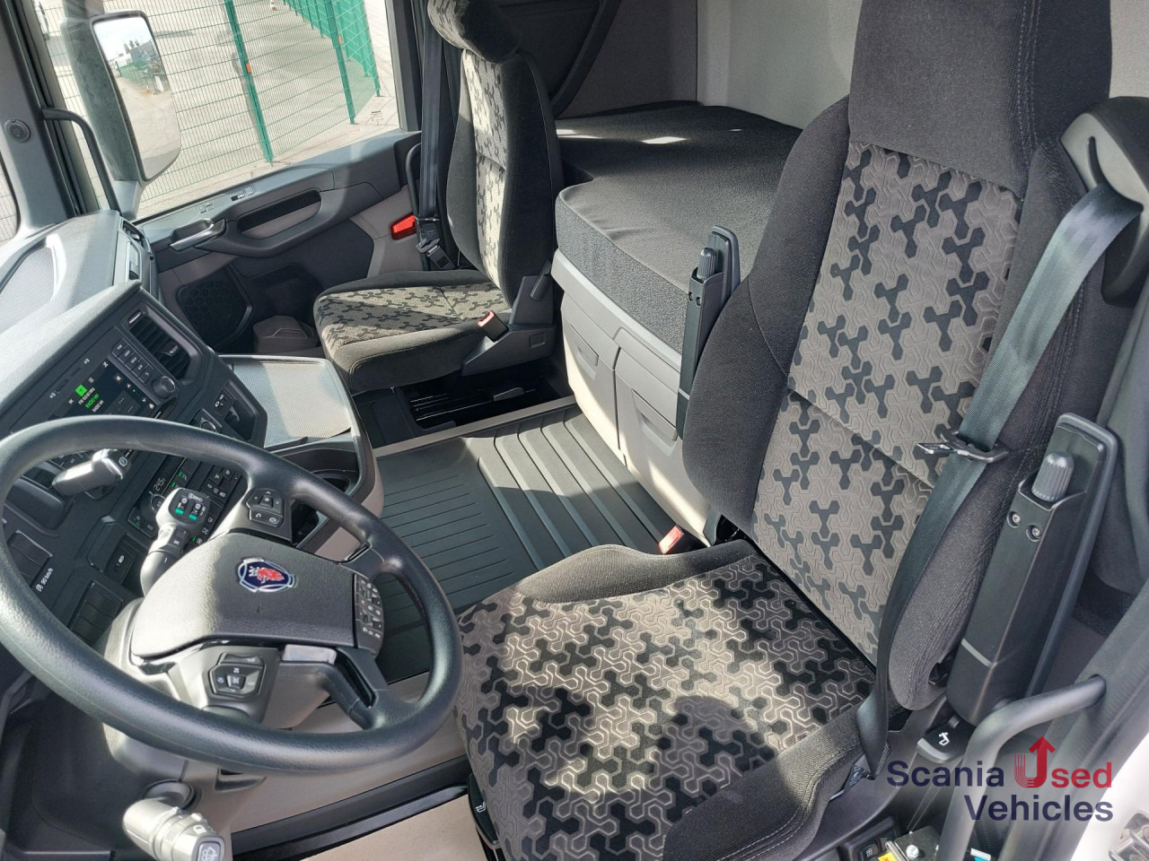 SCANIA R 460 A4x2NA - Kipphydraulik!!! - Камион влекач: слика 2 SCANIA R 460 A4x2NA - Kipphydraulik!!! - Камион влекач: слика 2