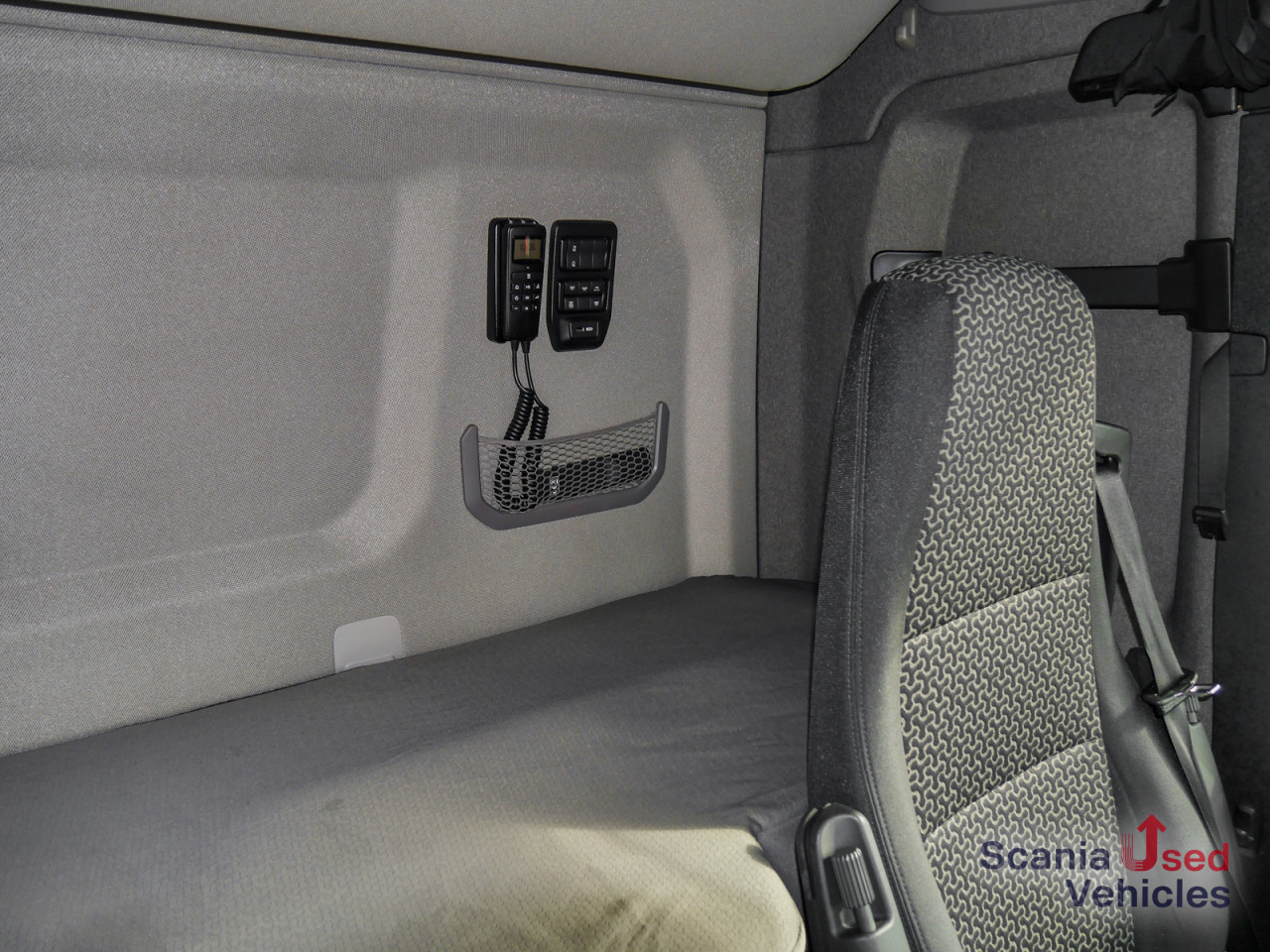 SCANIA R 410 B6x2*4LB Jumbo, Lenkachse, Standklima - Транспортер на контејнер/ Камион со променливо тело: слика 2 SCANIA R 410 B6x2*4LB Jumbo, Lenkachse, Standklima - Транспортер на контејнер/ Камион со променливо тело: слика 2