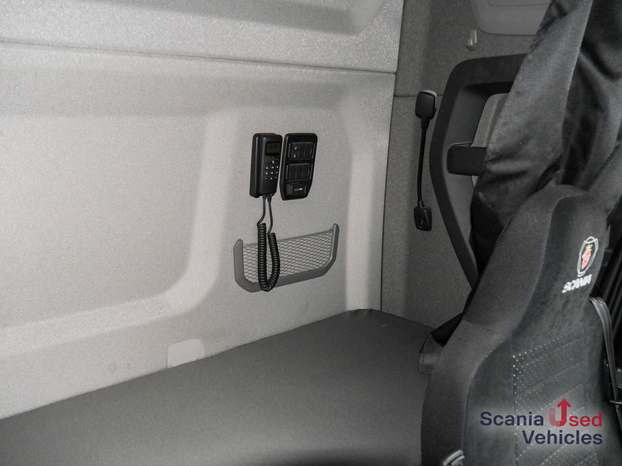 SCANIA R 410 B6x2*4NB - Pritsche / Plane / LBW - - Камион со церада: слика 3 SCANIA R 410 B6x2*4NB - Pritsche / Plane / LBW - - Камион со церада: слика 3