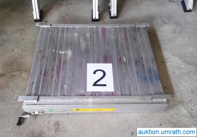 Posten Konvolut Zarges Plattform Laufsteg Bühne Überstieg Gehsteig Sockel Treppen Aluminium hochwertig - Опрема за работилница: слика 5 Posten Konvolut Zarges Plattform Laufsteg Bühne Überstieg Gehsteig Sockel Treppen Aluminium hochwertig - Опрема за работилница: слика 5