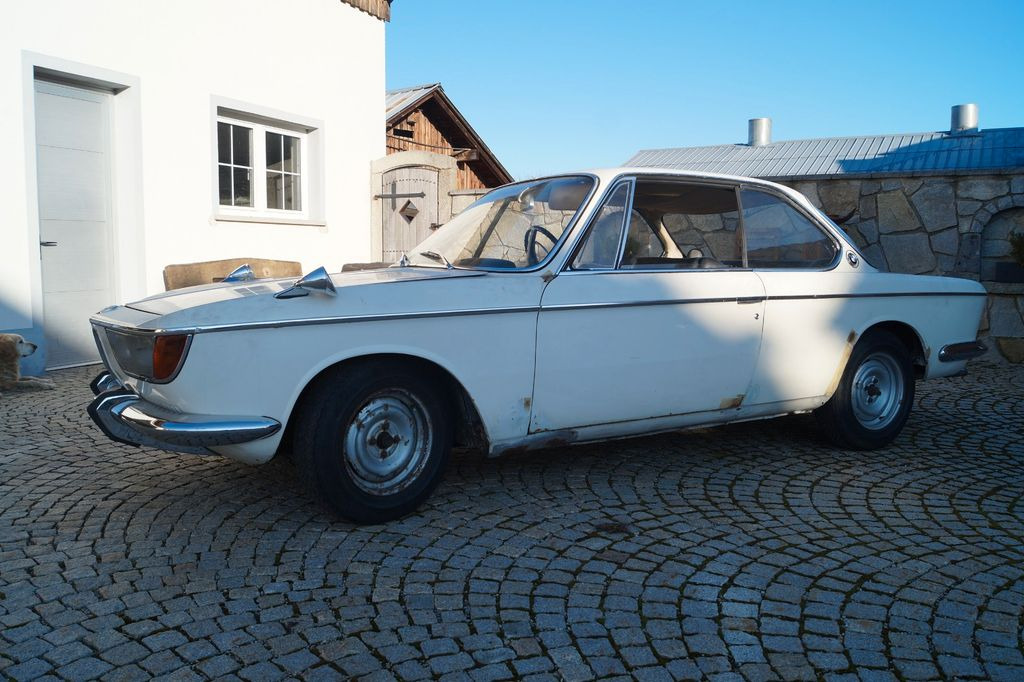 BMW 2000 CS - Автомобил: слика 5 BMW 2000 CS - Автомобил: слика 5