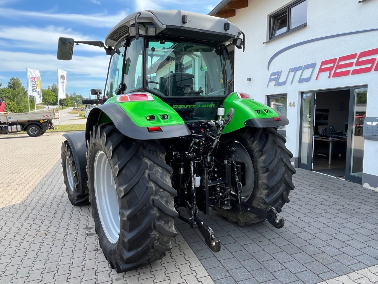 Deutz-Fahr K420 Agrotron 2727 Bstd. Fronthydraulik Zapfwell - Трактор: слика 3 Deutz-Fahr K420 Agrotron 2727 Bstd. Fronthydraulik Zapfwell - Трактор: слика 3