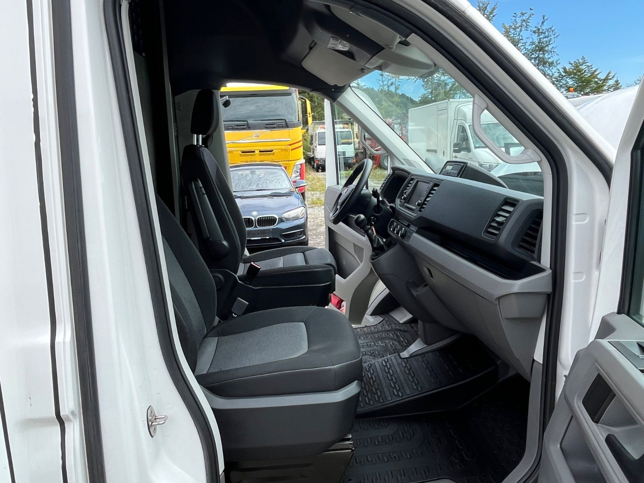 MAN TGE 5.180 RKB Koffer Turboladerschaden - Комбе фургон: слика 5 MAN TGE 5.180 RKB Koffer Turboladerschaden - Комбе фургон: слика 5