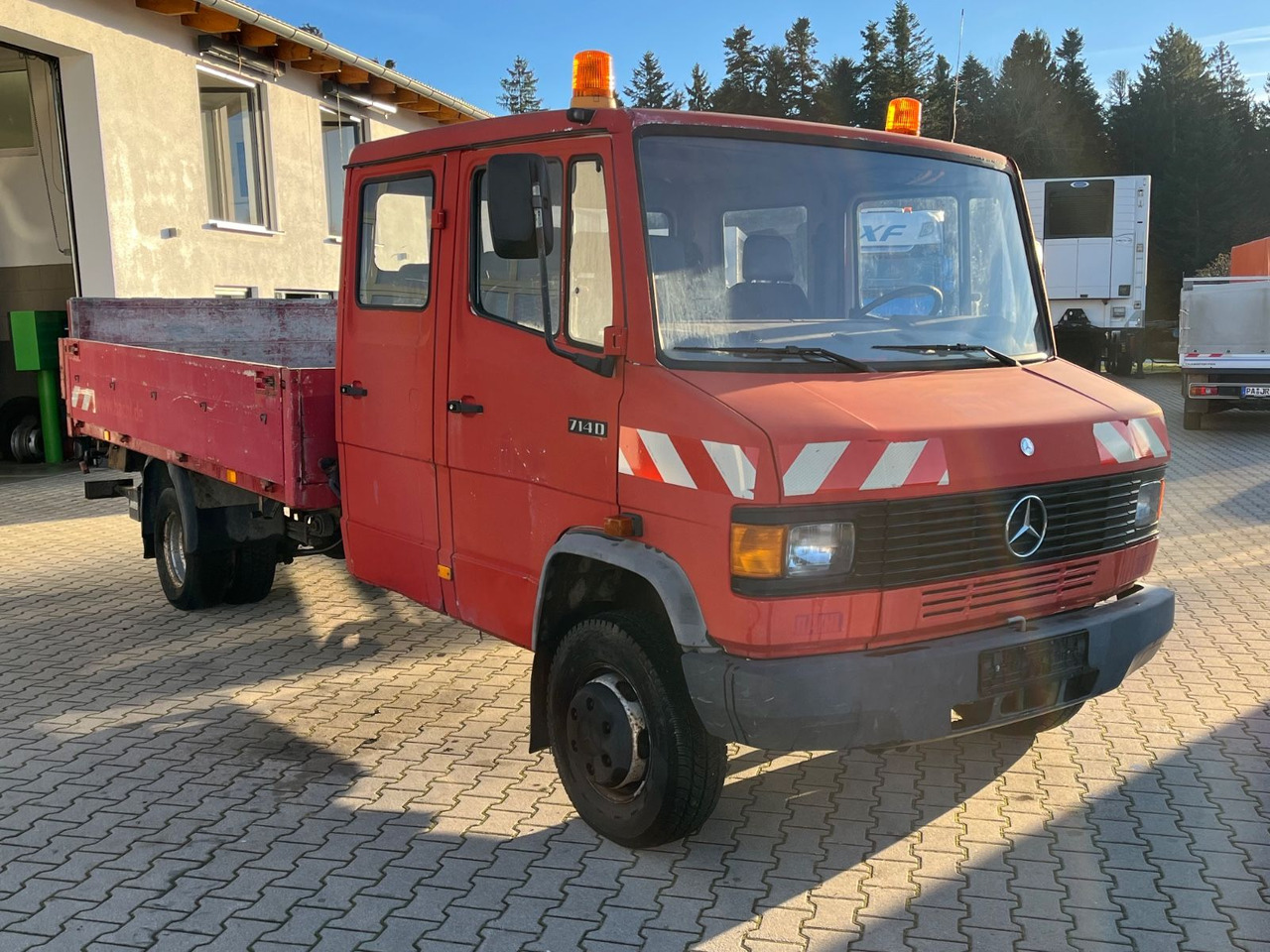 Mercedes-Benz 714D Doka Pritsche - Комбе со отворен сандак, Комби со двојна кабина: слика 2 Mercedes-Benz 714D Doka Pritsche - Комбе со отворен сандак, Комби со двојна кабина: слика 2