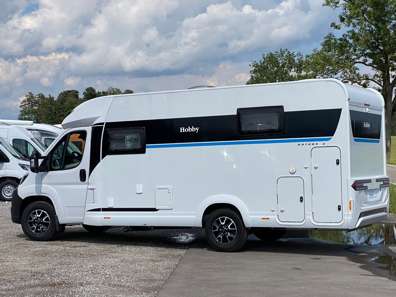 Hobby OnTour C 700 GQ MJ25/MARKISE/RFK/SAFETY-PAKET - Полуинтегриран кампер: слика 5 Hobby OnTour C 700 GQ MJ25/MARKISE/RFK/SAFETY-PAKET - Полуинтегриран кампер: слика 5