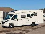 Hobby Optima De Luxe T70 E Temp/GFK-Boden-Dach/Markise - Полуинтегриран кампер: слика 2 Hobby Optima De Luxe T70 E Temp/GFK-Boden-Dach/Markise - Полуинтегриран кампер: слика 2