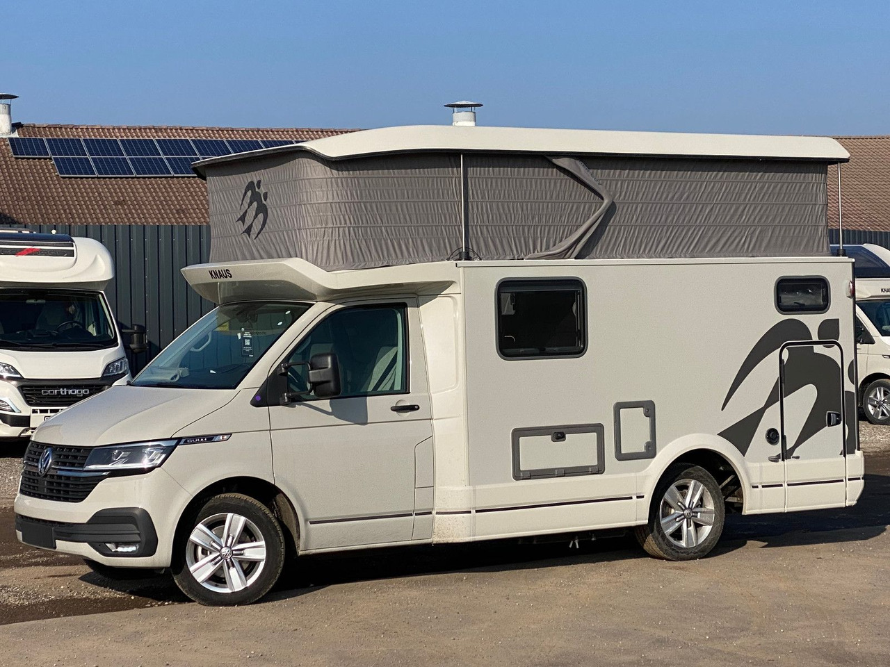 Knaus Tourer CUV 500 MQ CUVISION ohne Slide Bett,AHK - Полуинтегриран кампер: слика 4 Knaus Tourer CUV 500 MQ CUVISION ohne Slide Bett,AHK - Полуинтегриран кампер: слика 4