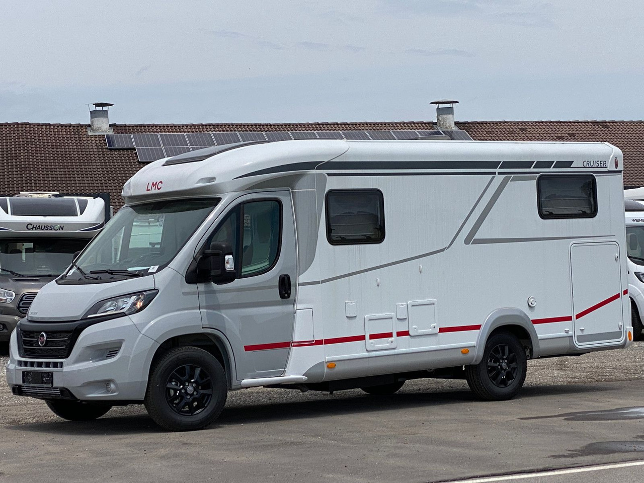 LMC Cruiser V 646 G, SAT, Navi, Sondermodell,16 Zoll - Полуинтегриран кампер: слика 4 LMC Cruiser V 646 G, SAT, Navi, Sondermodell,16 Zoll - Полуинтегриран кампер: слика 4