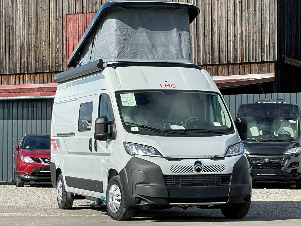LMC INNOVAN 600 ,ASD, Aufstelldach,26 Modell, - Кампер комбе: слика 1 LMC INNOVAN 600 ,ASD, Aufstelldach,26 Modell, - Кампер комбе: слика 1