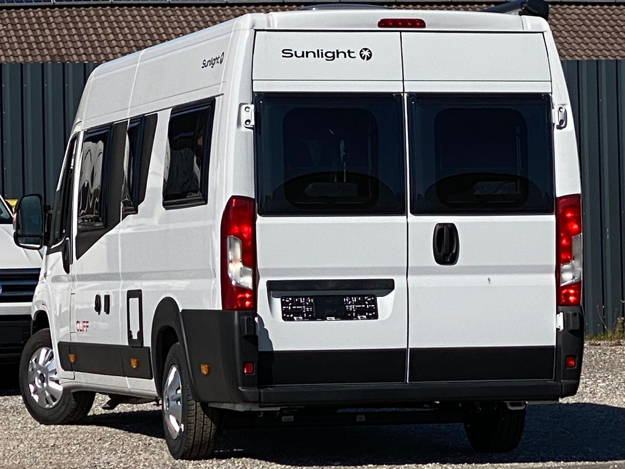 Sunlight Cliff 640 mit Längsbetten,Modell 25 - Кампер комбе: слика 5 Sunlight Cliff 640 mit Längsbetten,Modell 25 - Кампер комбе: слика 5