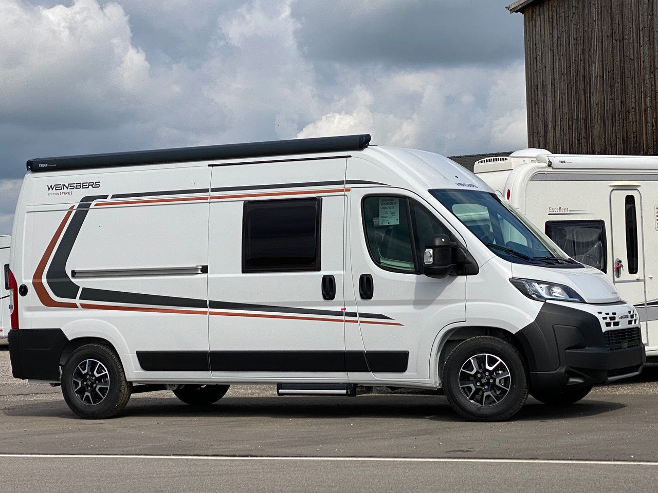 Weinsberg CaraBus 600 MQ EDITION Fire - Кампер комбе: слика 2 Weinsberg CaraBus 600 MQ EDITION Fire - Кампер комбе: слика 2