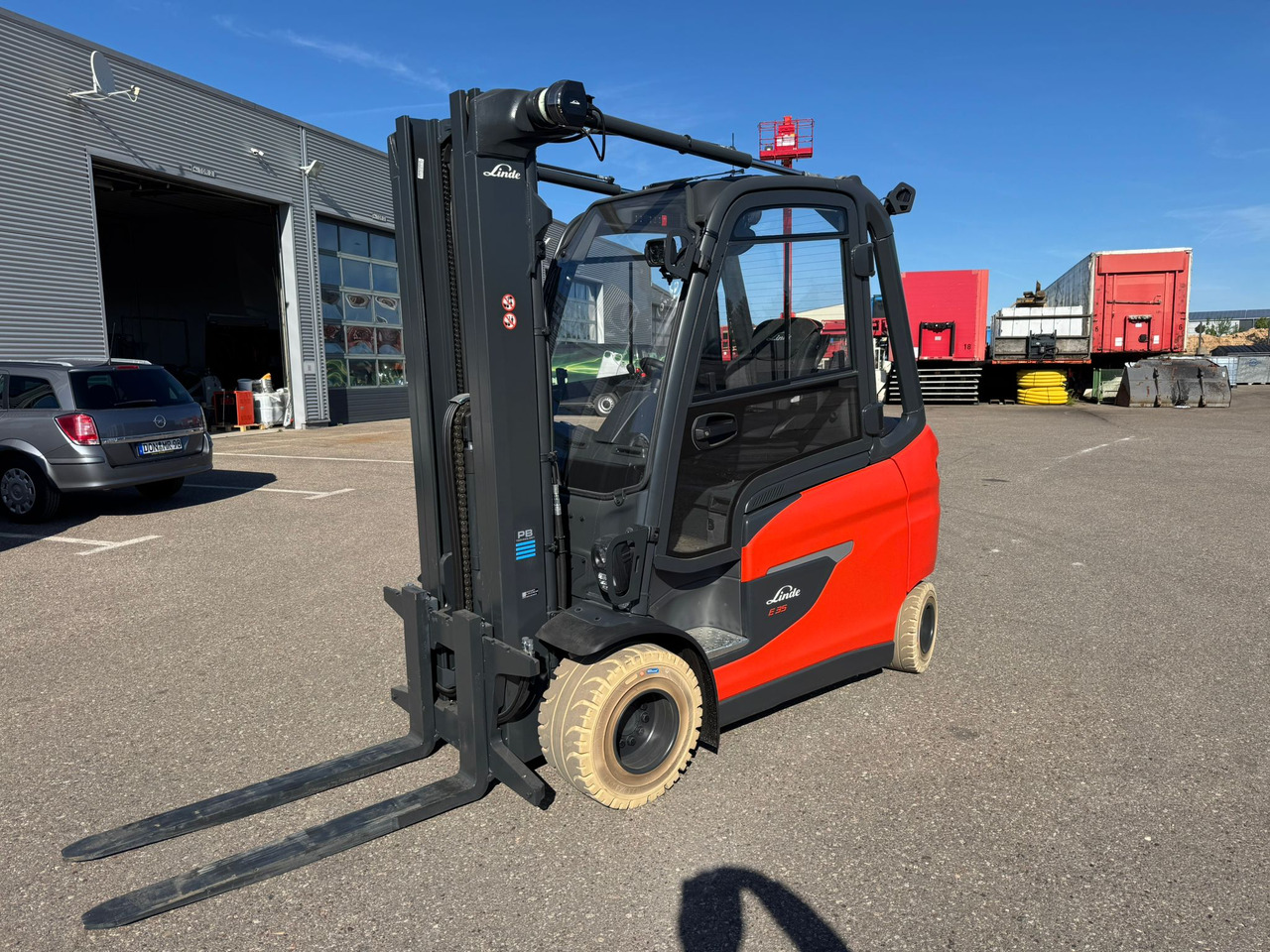 LINDE E35HL-01 - Електричен вилушкар: слика 1 LINDE E35HL-01 - Електричен вилушкар: слика 1