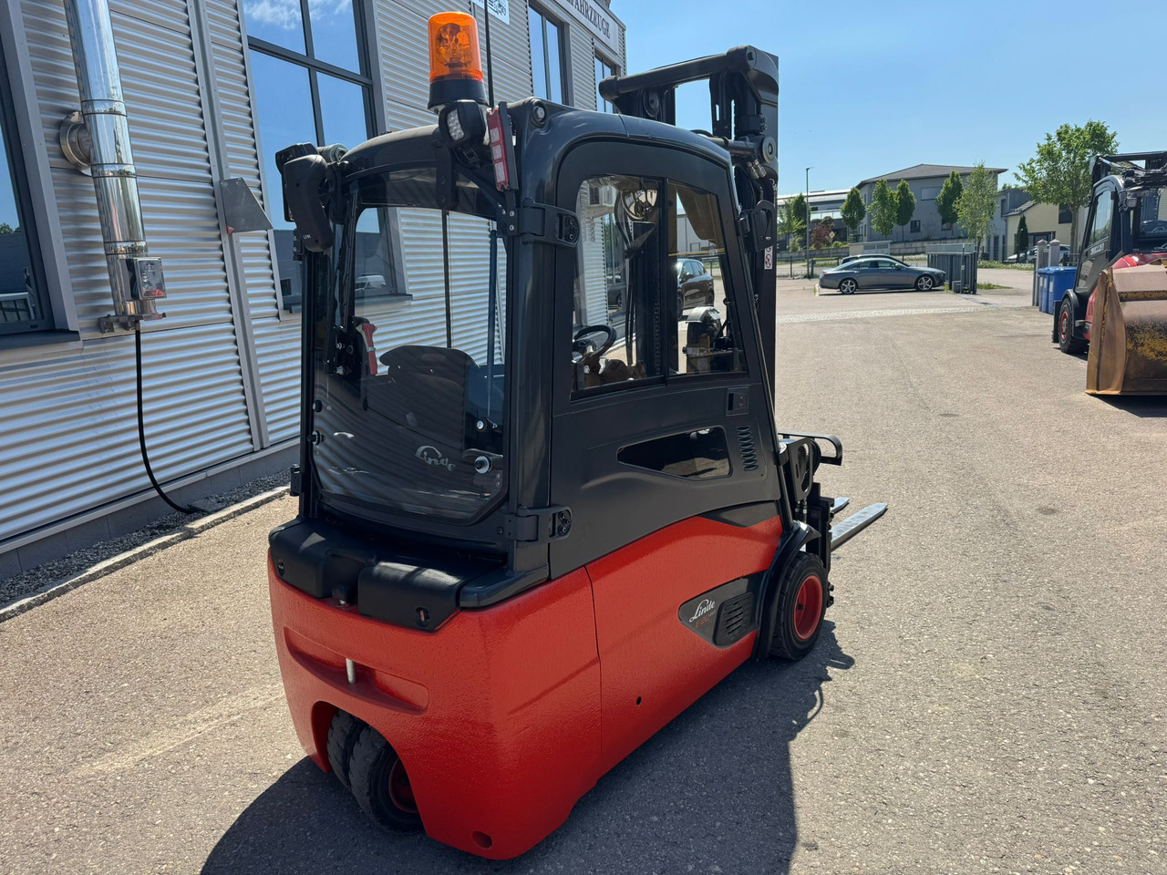 Linde E20L-02 Triplex Elektro Zinkenverstellgerät - Електричен вилушкар: слика 3 Linde E20L-02 Triplex Elektro Zinkenverstellgerät - Електричен вилушкар: слика 3