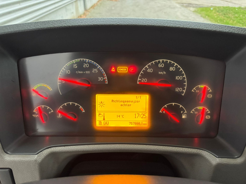 Камион сандучар Volvo FL 240 / 6 Cylinder / 18 Tons / Manual / Tail Lift / TUV:12-2025 / NL Truck: слика 8