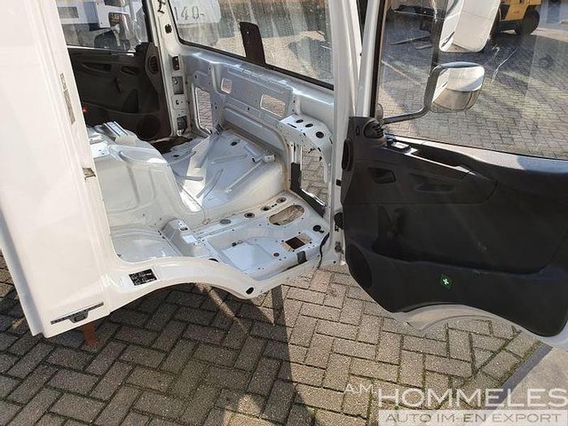 Mercedes-Benz Atego - Кабина и ентериер: слика 5 Mercedes-Benz Atego - Кабина и ентериер: слика 5