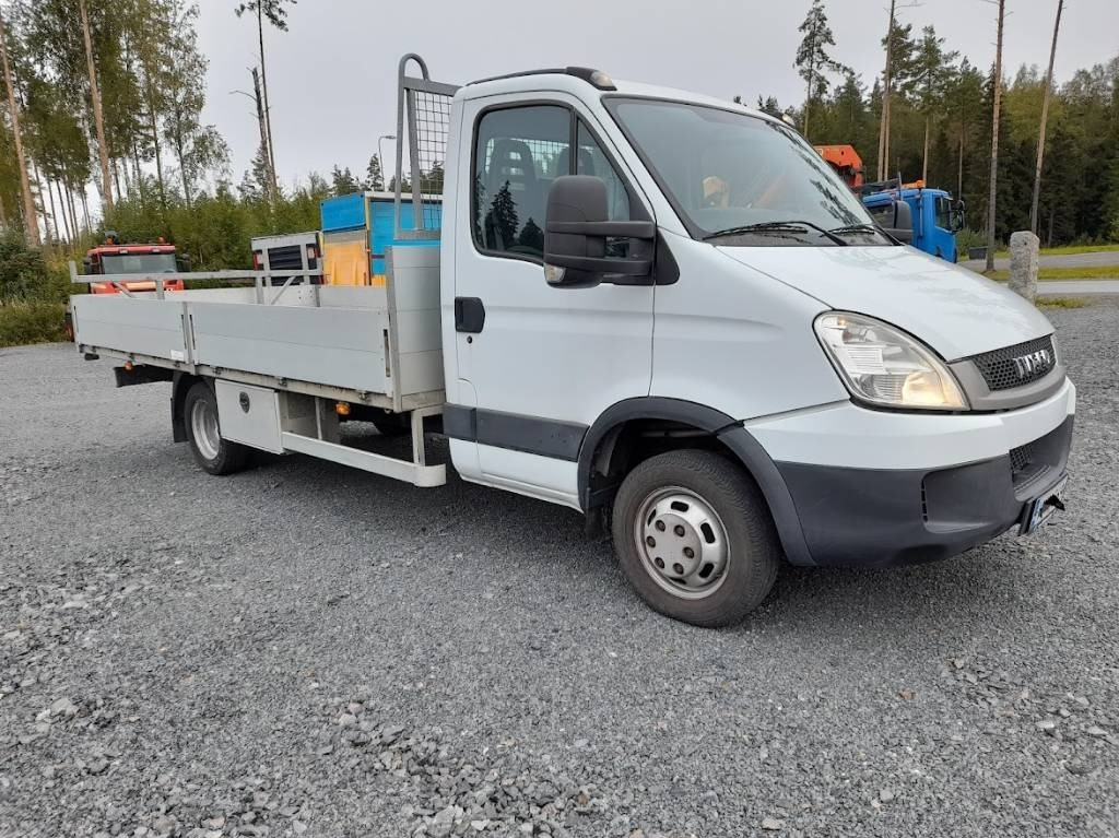 Iveco Daily 40 C18 automat - Комбе со отворен сандак: слика 3 Iveco Daily 40 C18 automat - Комбе со отворен сандак: слика 3