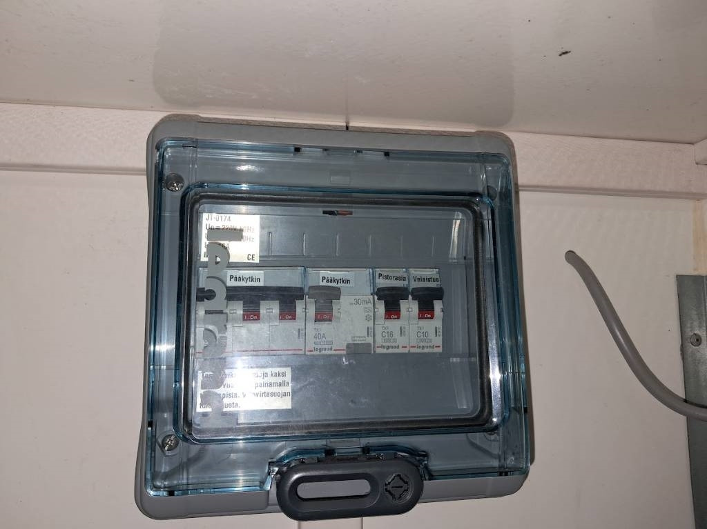 JJ-Trailer MV 3000FB Myyntivaunu - Автомобил приколка: слика 5 JJ-Trailer MV 3000FB Myyntivaunu - Автомобил приколка: слика 5