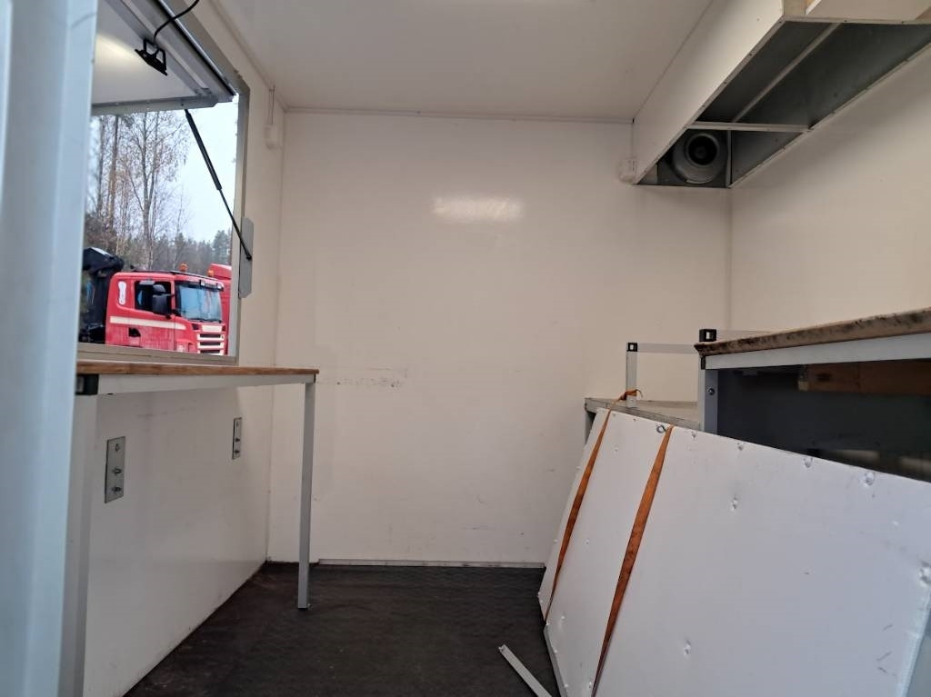 JJ-Trailer MV 3000FB Myyntivaunu - Автомобил приколка: слика 3 JJ-Trailer MV 3000FB Myyntivaunu - Автомобил приколка: слика 3