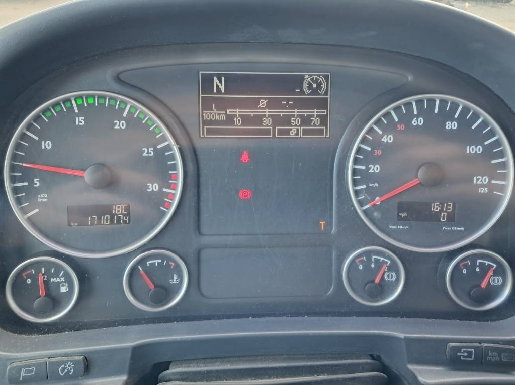 MAN TGL 8.150 Hiab 066-2 10v tarkastettu - Камион со кран: слика 5 MAN TGL 8.150 Hiab 066-2 10v tarkastettu - Камион со кран: слика 5