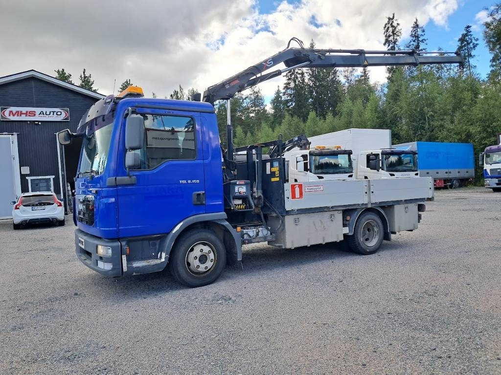 MAN TGL 8.150 Hiab 066-2 10v tarkastettu - Камион со кран: слика 1 MAN TGL 8.150 Hiab 066-2 10v tarkastettu - Камион со кран: слика 1
