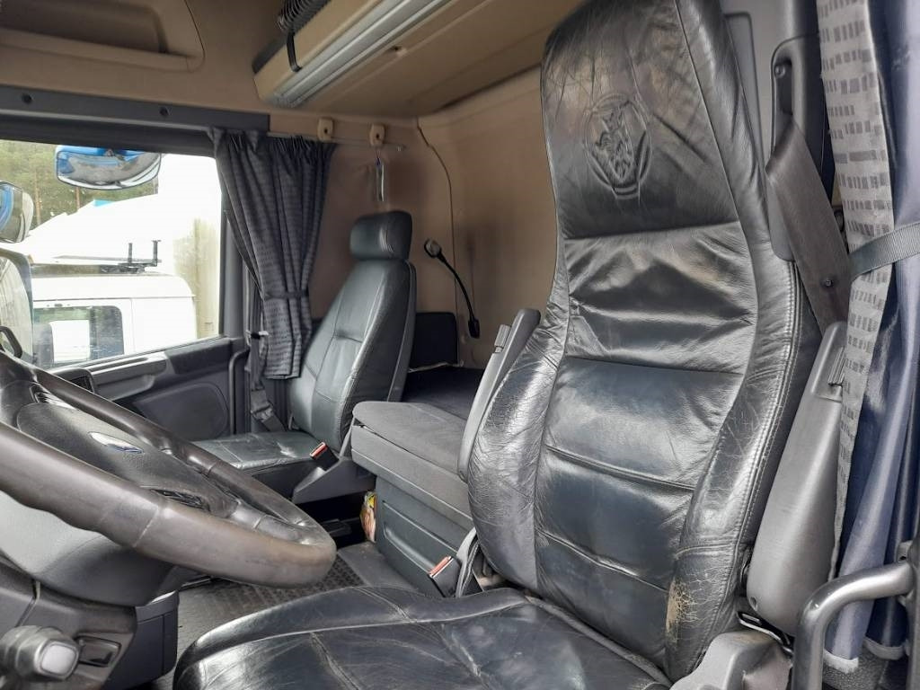 Камион со кран Scania R 560: слика 10