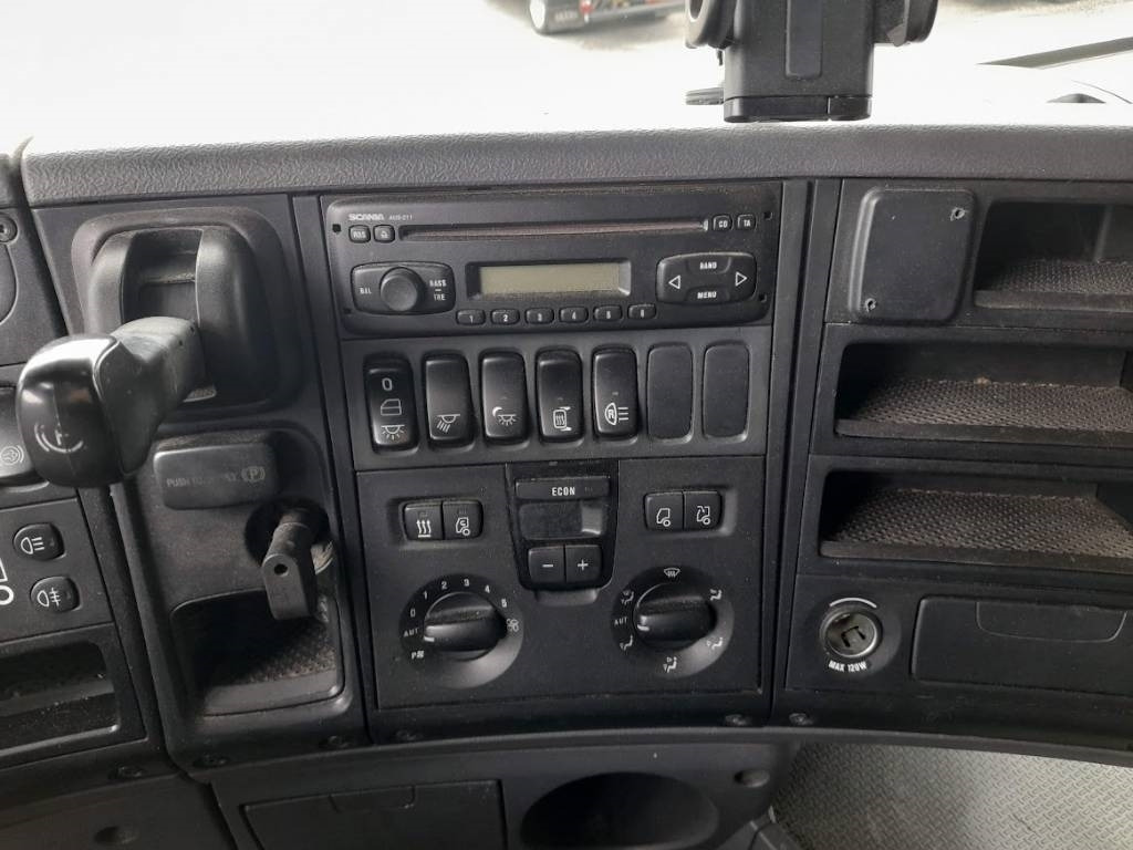 Камион со кран Scania R 560: слика 11