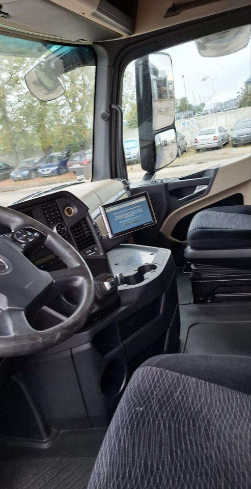 Камион влекач Mercedes-Benz Actros: слика 10