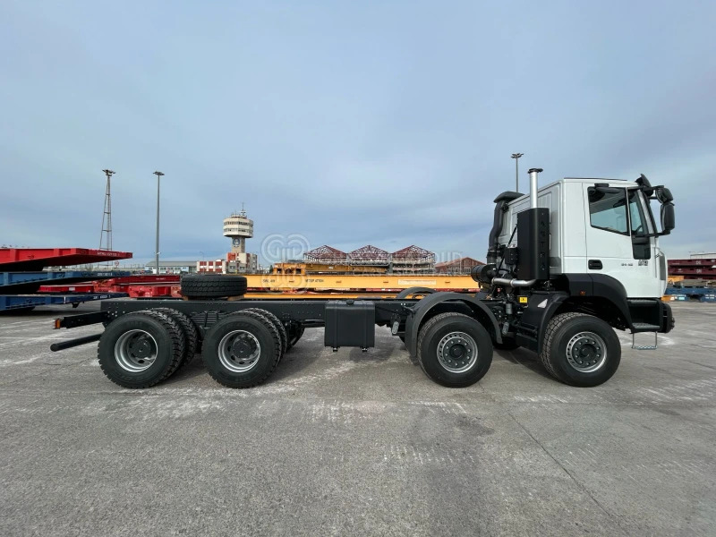 ASTRA HD9 8x4 CHASSIS - Barcelona Stock - Камион со кабинска шасија: слика 3 ASTRA HD9 8x4 CHASSIS - Barcelona Stock - Камион со кабинска шасија: слика 3