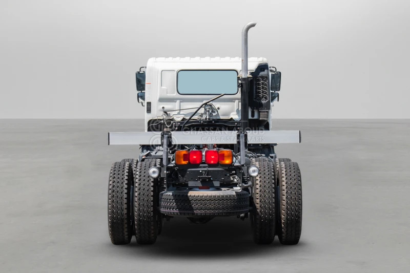 Hino 500 FM 6x4 Chassis - Камион со кабинска шасија: слика 3 Hino 500 FM 6x4 Chassis - Камион со кабинска шасија: слика 3