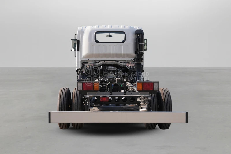 Isuzu NPR 75K with DAB 4x2 Long Chassis - Камион со кабинска шасија: слика 3 Isuzu NPR 75K with DAB 4x2 Long Chassis - Камион со кабинска шасија: слика 3