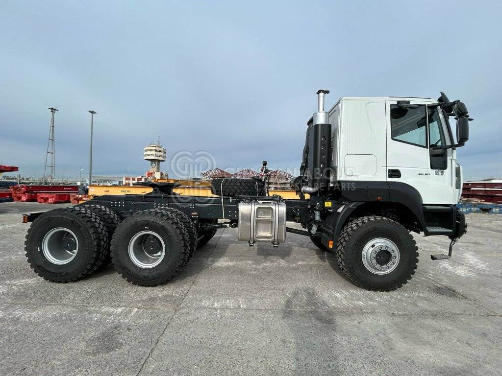 BARCELONA ASTRA HEAD 6×6 (HD9 66.48T) MY24 - Камион влекач: слика 3 BARCELONA ASTRA HEAD 6×6 (HD9 66.48T) MY24 - Камион влекач: слика 3