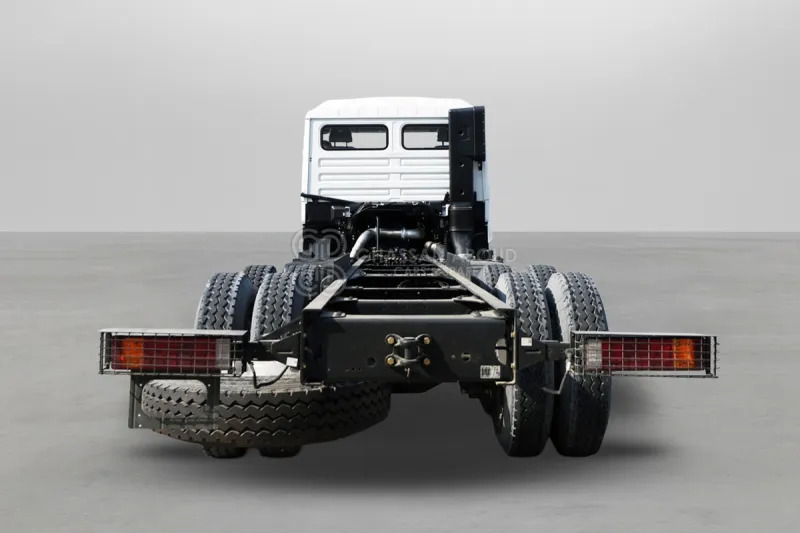 Shacman 6x4 F3000 Chassis - Камион со кабинска шасија: слика 2 Shacman 6x4 F3000 Chassis - Камион со кабинска шасија: слика 2