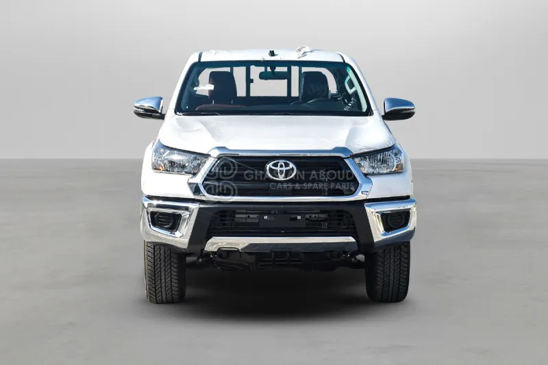 Toyota Hilux 4X4 Double Cabin - Пикап, Комби со двојна кабина: слика 2 Toyota Hilux 4X4 Double Cabin - Пикап, Комби со двојна кабина: слика 2