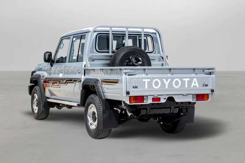 Toyota Land Cruiser Pick Up LC79 4x4 DC - Пикап: слика 5 Toyota Land Cruiser Pick Up LC79 4x4 DC - Пикап: слика 5
