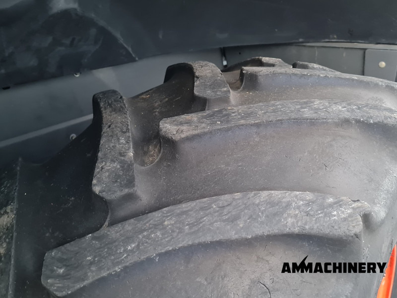 Комбајн за сточна храна за транспорт на храна Claas Jaguar 940 forage harvester: слика 15