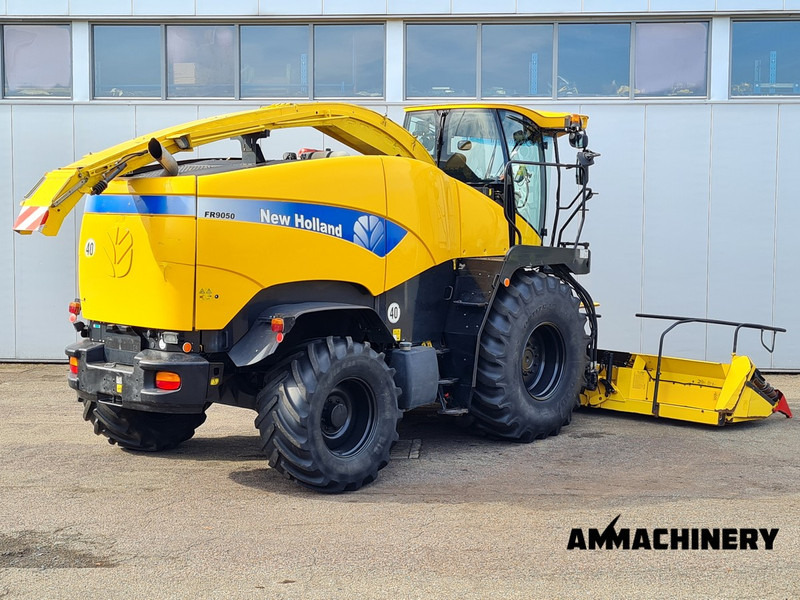 New Holland FR9050 - Комбајн за сточна храна: слика 5 New Holland FR9050 - Комбајн за сточна храна: слика 5
