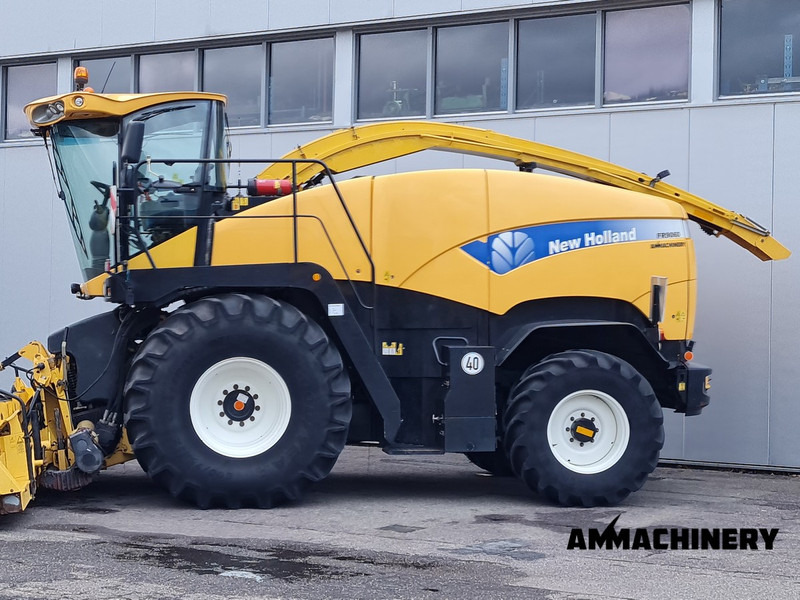 New Holland FR9060 4WD - Комбајн за сточна храна: слика 5 New Holland FR9060 4WD - Комбајн за сточна храна: слика 5