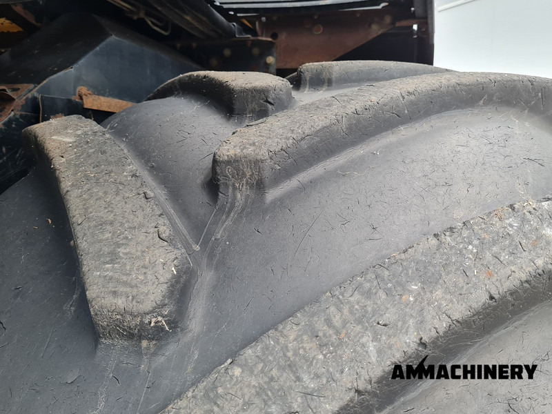 Лизинг на New Holland FR9060 including Kemper 375 Plus New Holland FR9060 including Kemper 375 Plus: слика 13 Лизинг на New Holland FR9060 including Kemper 375 Plus New Holland FR9060 including Kemper 375 Plus: слика 13