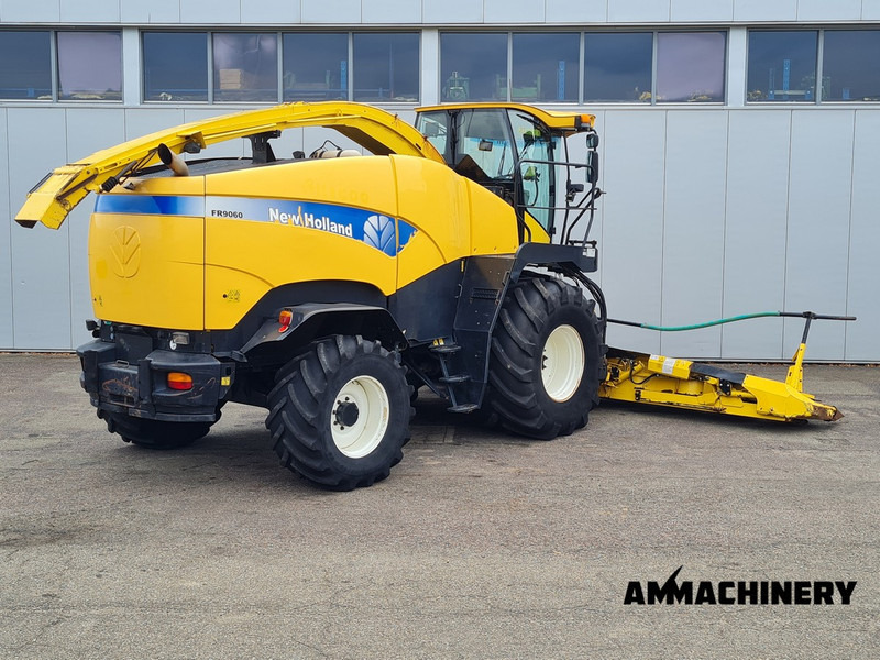 New Holland FR9060 including Kemper 375 Plus - Комбајн за сточна храна: слика 4 New Holland FR9060 including Kemper 375 Plus - Комбајн за сточна храна: слика 4