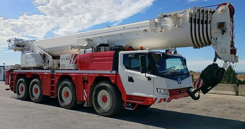 XCMG 120E - Кран за секакви терени: слика 2 XCMG 120E - Кран за секакви терени: слика 2