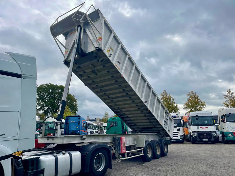 General Trailer Great condition - Кипер полуприколка: слика 1 General Trailer Great condition - Кипер полуприколка: слика 1