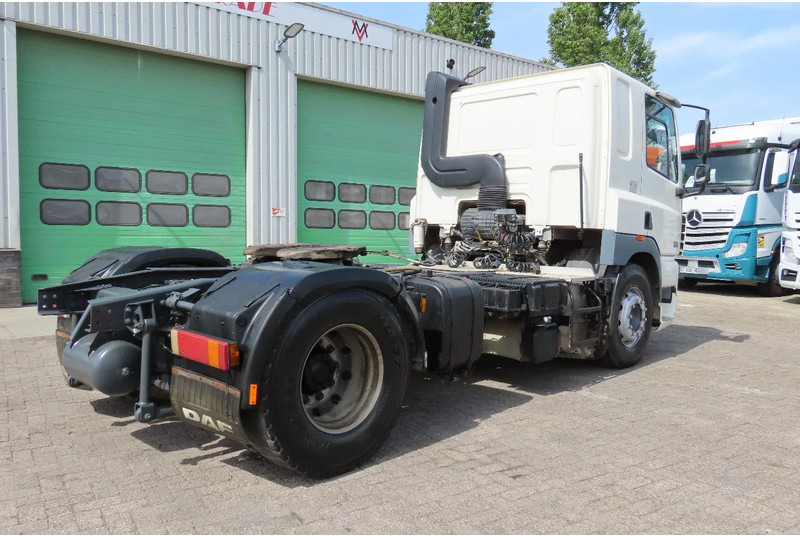 DAF CF 85.410 Manual, Retarder, PTO/Hydraulic, Very clean truck! - Камион влекач: слика 5 DAF CF 85.410 Manual, Retarder, PTO/Hydraulic, Very clean truck! - Камион влекач: слика 5