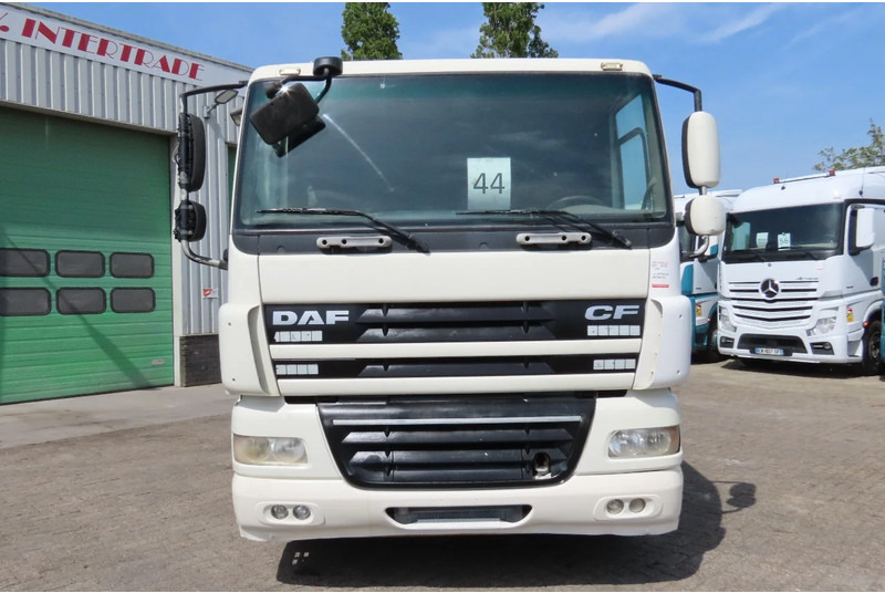 DAF CF 85.410 Manual, Retarder, PTO/Hydraulic, Very clean truck! - Камион влекач: слика 3 DAF CF 85.410 Manual, Retarder, PTO/Hydraulic, Very clean truck! - Камион влекач: слика 3