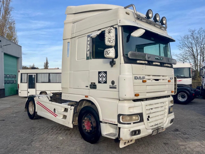 DAF XF 105.460 Manual gearbox! - Камион влекач: слика 3 DAF XF 105.460 Manual gearbox! - Камион влекач: слика 3