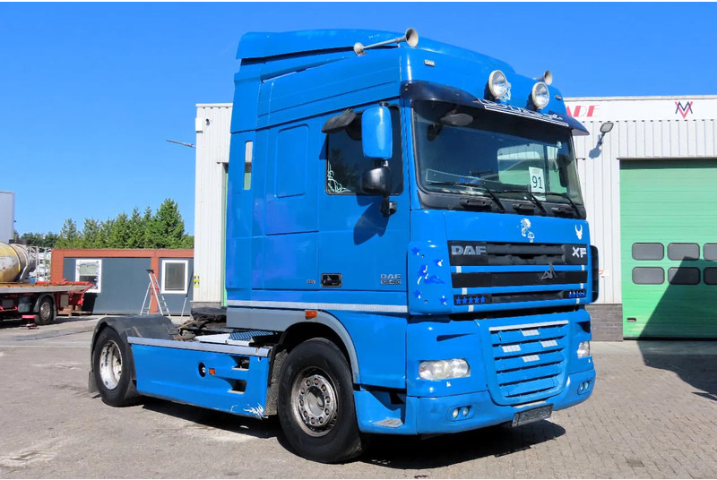 DAF XF 105.460 RETARDER, FRIGO - Камион влекач: слика 1 DAF XF 105.460 RETARDER, FRIGO - Камион влекач: слика 1