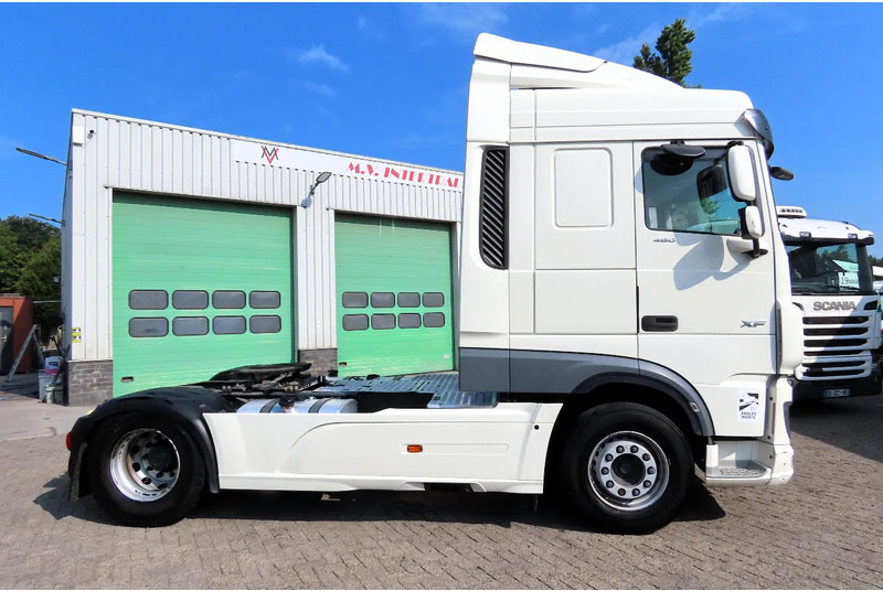 DAF XF 480 2 tanks, euro 6D RETARDER, PARKING AIRCO, FRIGO - Камион влекач: слика 4 DAF XF 480 2 tanks, euro 6D RETARDER, PARKING AIRCO, FRIGO - Камион влекач: слика 4
