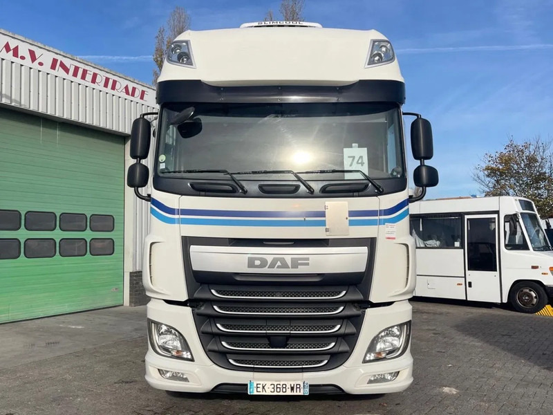 DAF XF 510 MANUAL GEARBOX! PARKING AIRCO, FRIGO - Камион влекач: слика 2 DAF XF 510 MANUAL GEARBOX! PARKING AIRCO, FRIGO - Камион влекач: слика 2