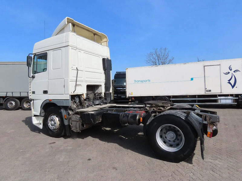 DAF XF 95.480 E4 type, Manual ger, Manual. Great state - Камион влекач: слика 5 DAF XF 95.480 E4 type, Manual ger, Manual. Great state - Камион влекач: слика 5