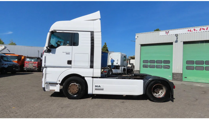 MAN TGX 18.440 Euro 5, Retarder, 2 tanks!! - Камион влекач: слика 4 MAN TGX 18.440 Euro 5, Retarder, 2 tanks!! - Камион влекач: слика 4