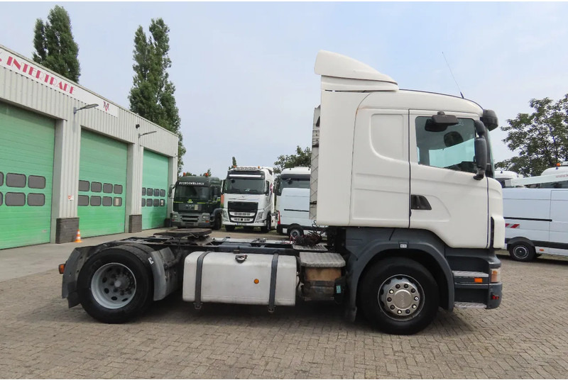 Scania R420 2 tanks, 2 beds, manual gearbox - Камион влекач: слика 4 Scania R420 2 tanks, 2 beds, manual gearbox - Камион влекач: слика 4